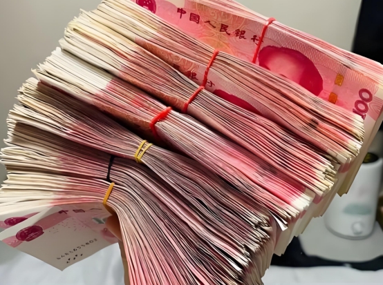 有專家說(shuō)了實(shí)話：普通人要花多少時(shí)間才能攢夠一百萬(wàn)？真正的答案，讓人心碎！